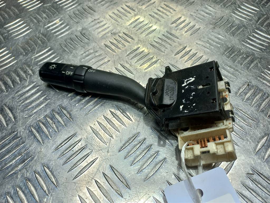 переключатель подрулевой SUZUKI LIANA 1.6 MT (103 л.с.)Liana  I (2001—2006) Седан 17A089, 1550 рублей, Москва