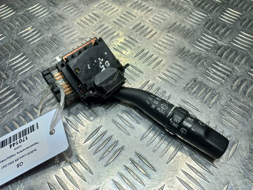 переключатель подрулевой SUZUKI LIANA 1.6 MT (106 л.с.)Liana  I рестайлинг (2004—2008) Универсал 17A164LH2, 1550 рублей, Москва