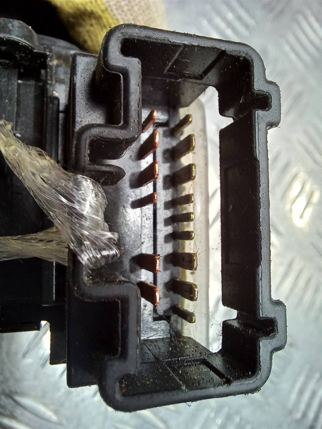 переключатель подрулевой SUZUKI LIANA 1.6 MT (106 л.с.)Liana  I рестайлинг (2004—2008) Универсал 17A164LH2, 1550 рублей, Москва