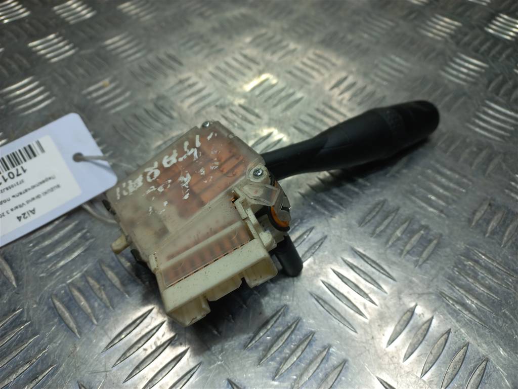 переключатель подрулевой SUZUKI Grand Vitara 2.4 MT (169 л.с.)Grand Vitara  II рестайлинг (2008—2012) Внедорожник 3721058J21, 3740 рублей, Москва