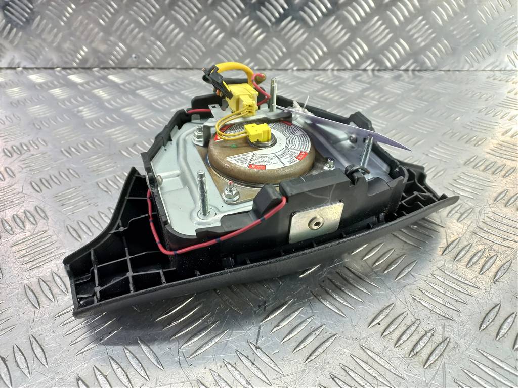 подушка безопасности водителя MITSUBISHI LANCER 1.6 MT (98 л.с.)Lancer  IX (2000—2007) Универсал MR636200, 2010 рублей, Москва