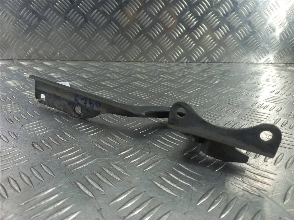 петля капота SUZUKI JIMNY 1.3 4WD MT (86 л.с.)Jimny  III рестайлинг (2005—2012) Внедорожник 5741050G00, 630 рублей, Москва