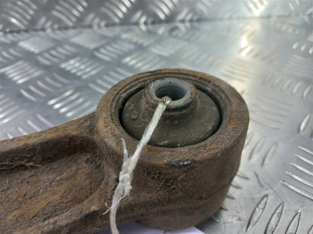 рычаг SUZUKI JIMNY 1.3 4WD MT (86 л.с.)Jimny  III рестайлинг (2005—2012) Внедорожник 4620081A13, 2130 рублей, Москва