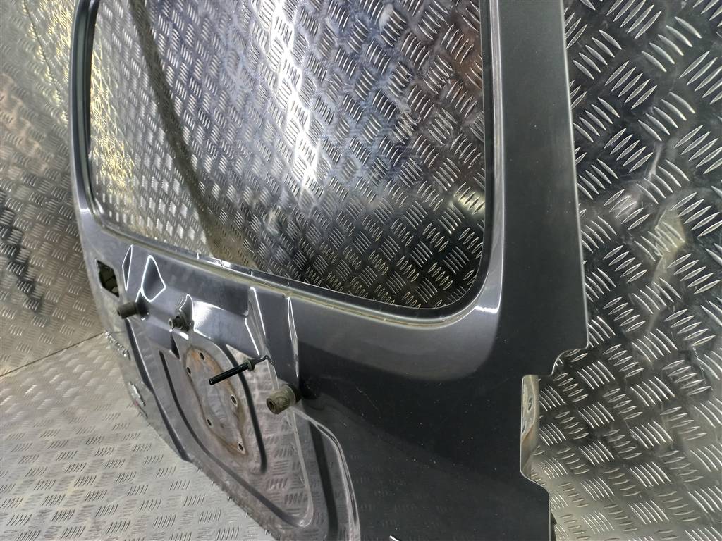 крышка багажника SUZUKI JIMNY 1.3 4WD MT (86 л.с.)Jimny  III рестайлинг (2005—2012) Внедорожник 6910081A40, 23400 рублей, Москва