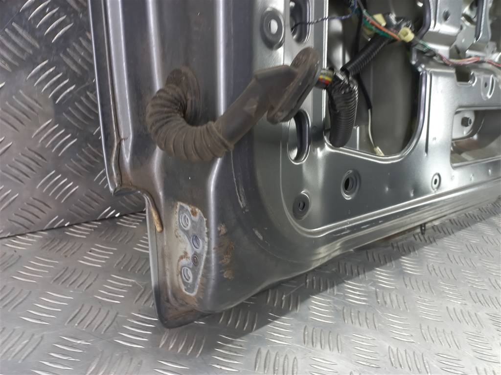 крышка багажника SUZUKI JIMNY 1.3 4WD MT (86 л.с.)Jimny  III рестайлинг (2005—2012) Внедорожник 6910081A40, 23400 рублей, Москва