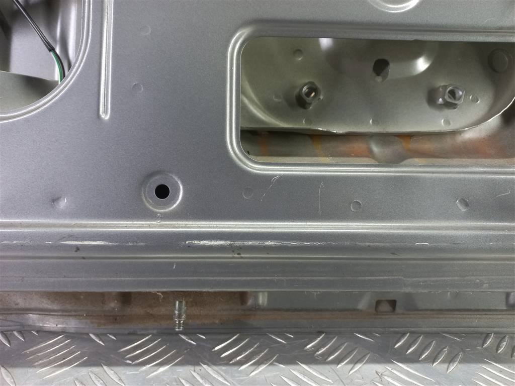 крышка багажника SUZUKI JIMNY 1.3 4WD MT (86 л.с.)Jimny  III рестайлинг (2005—2012) Внедорожник 6910081A40, 23400 рублей, Москва