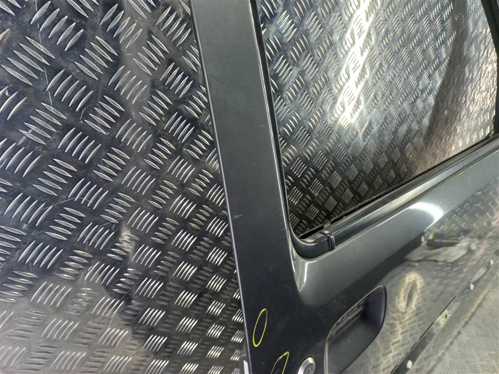 дверь SUZUKI JIMNY 1.3 4WD MT (86 л.с.)Jimny  III рестайлинг (2005—2012) Внедорожник 6800181A11, 10980 рублей, Москва