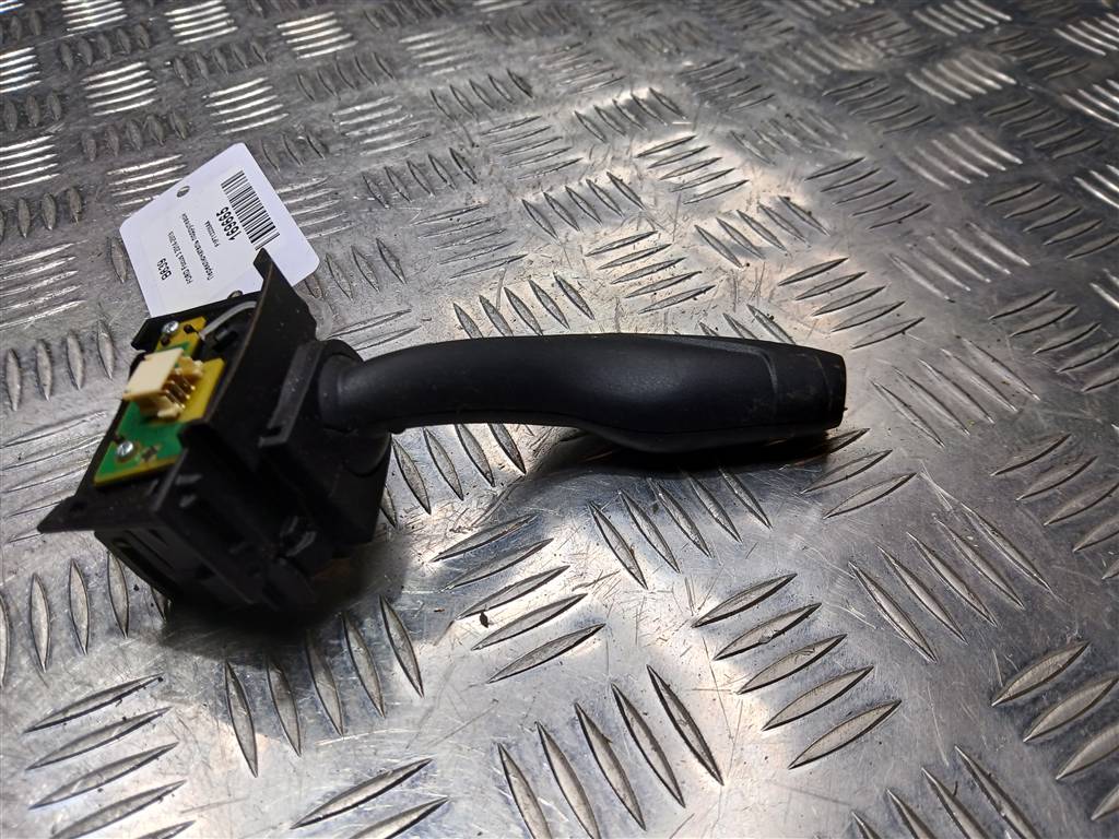 переключатель подрулевой FORD Focus 2.0 AMT (160 л.с.)Focus  III рестайлинг (2014—2019) Седан F1FT13335AA, 1550 рублей, Москва