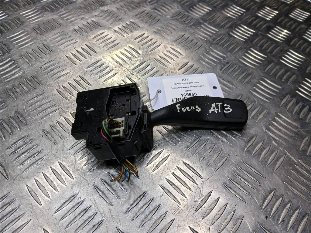 переключатель подрулевой FORD Focus Focus 1362587, 630 рублей, Москва