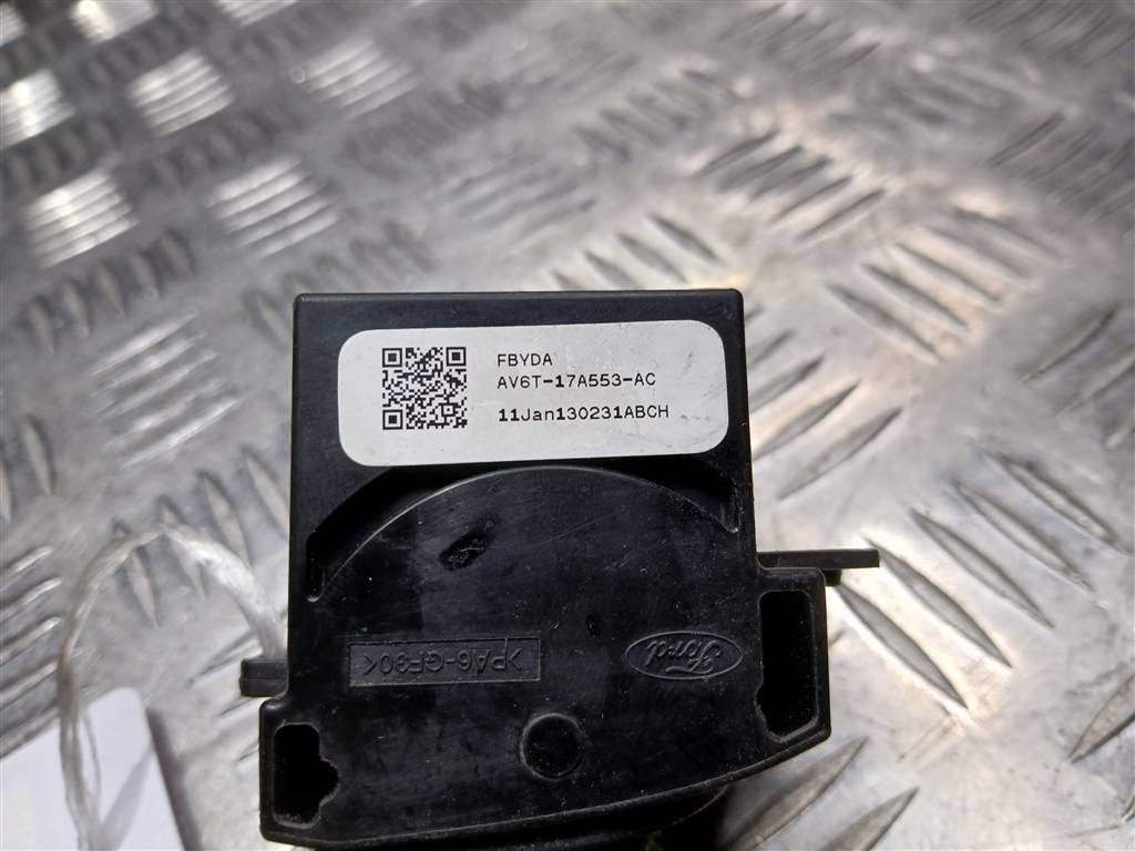 переключатель подрулевой FORD Focus  1900224, 1550 рублей, Москва
