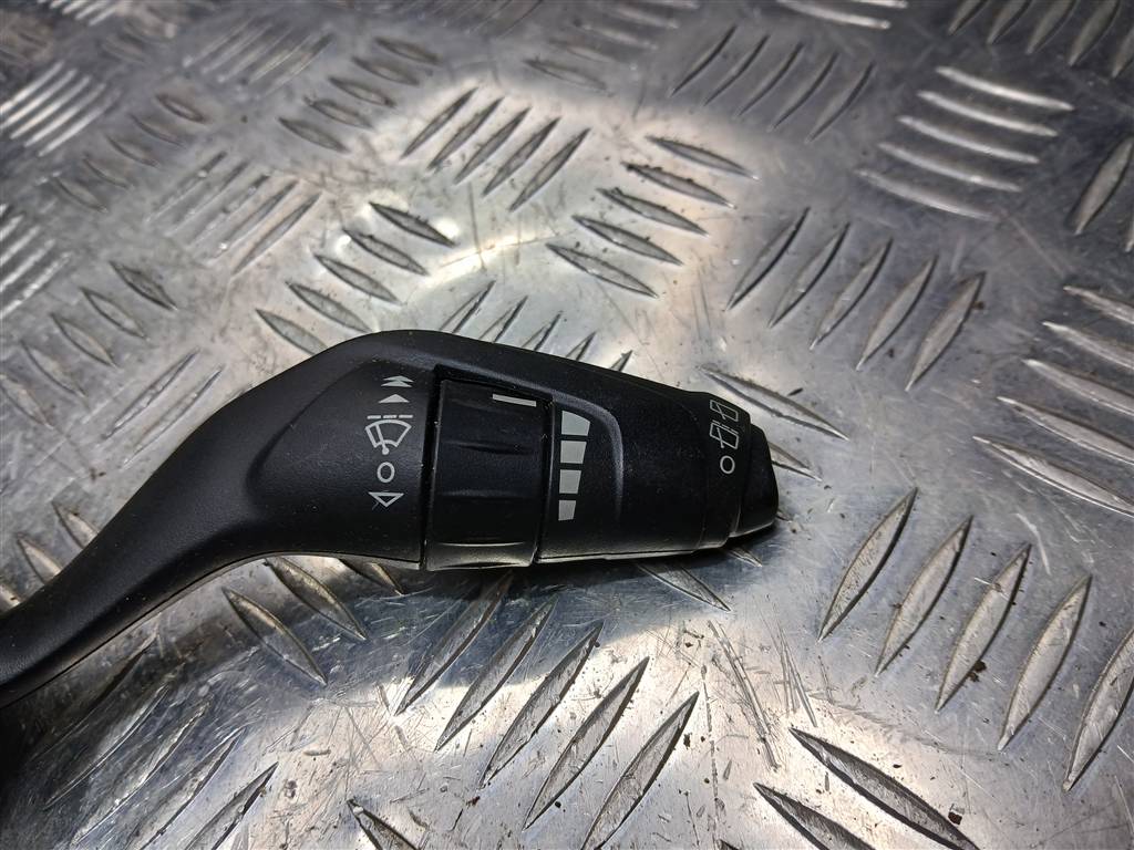 переключатель подрулевой FORD Focus  1900224, 1550 рублей, Москва