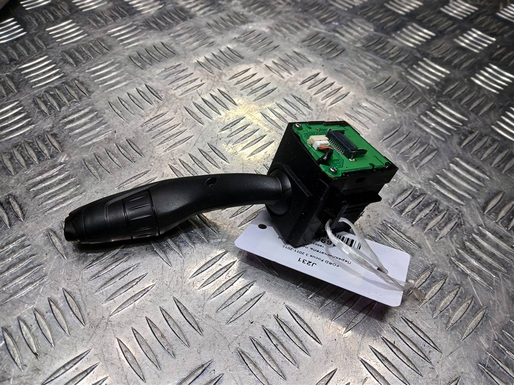 переключатель подрулевой FORD Focus  1900224, 1550 рублей, Москва
