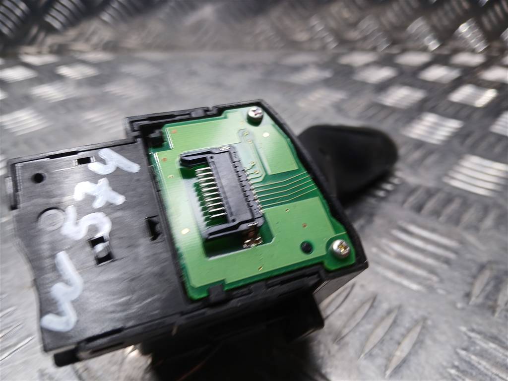 переключатель подрулевой FORD Focus  1883869, 750 рублей, Москва