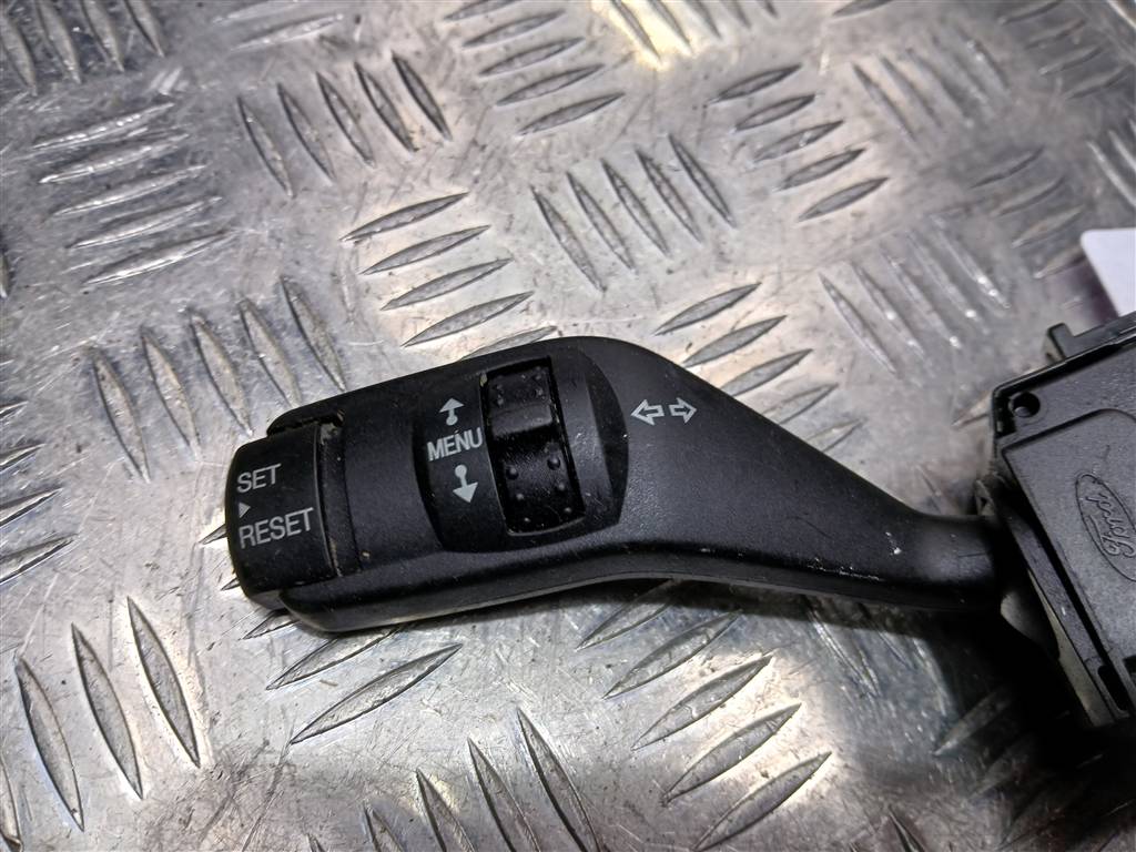 переключатель подрулевой FORD Focus Focus 1362588, 520 рублей, Москва