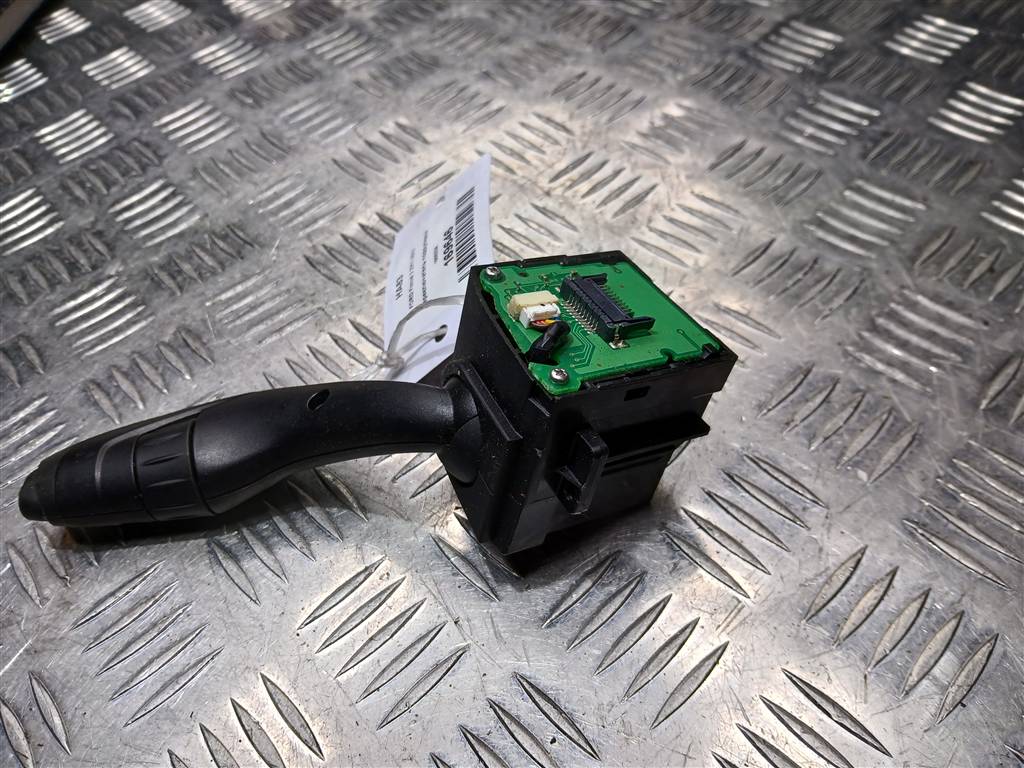 переключатель подрулевой FORD Focus  1900224, 1550 рублей, Москва