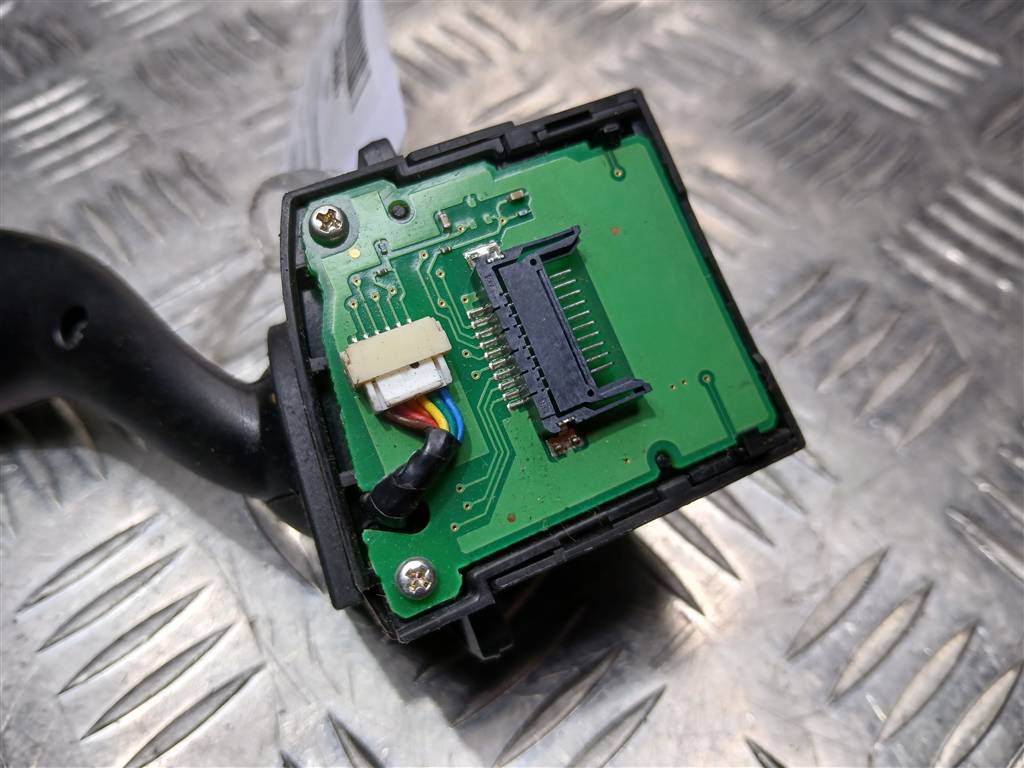 переключатель подрулевой FORD Focus  1900224, 1550 рублей, Москва