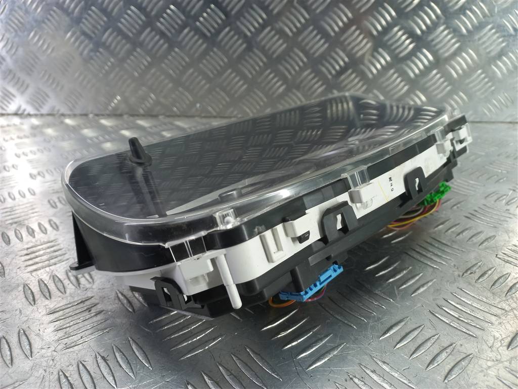 панель приборов SUZUKI JIMNY 1.3 4WD MT (86 л.с.)Jimny  III рестайлинг (2005—2012) Внедорожник 3411076jeo, 2130 рублей, Москва