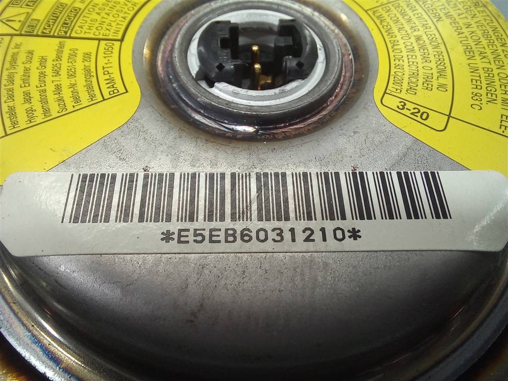 подушка безопасности водителя SUZUKI JIMNY 1.3 4WD MT (86 л.с.)Jimny  III рестайлинг (2005—2012) Внедорожник 4815076J70KJ7, 6730 рублей, Москва