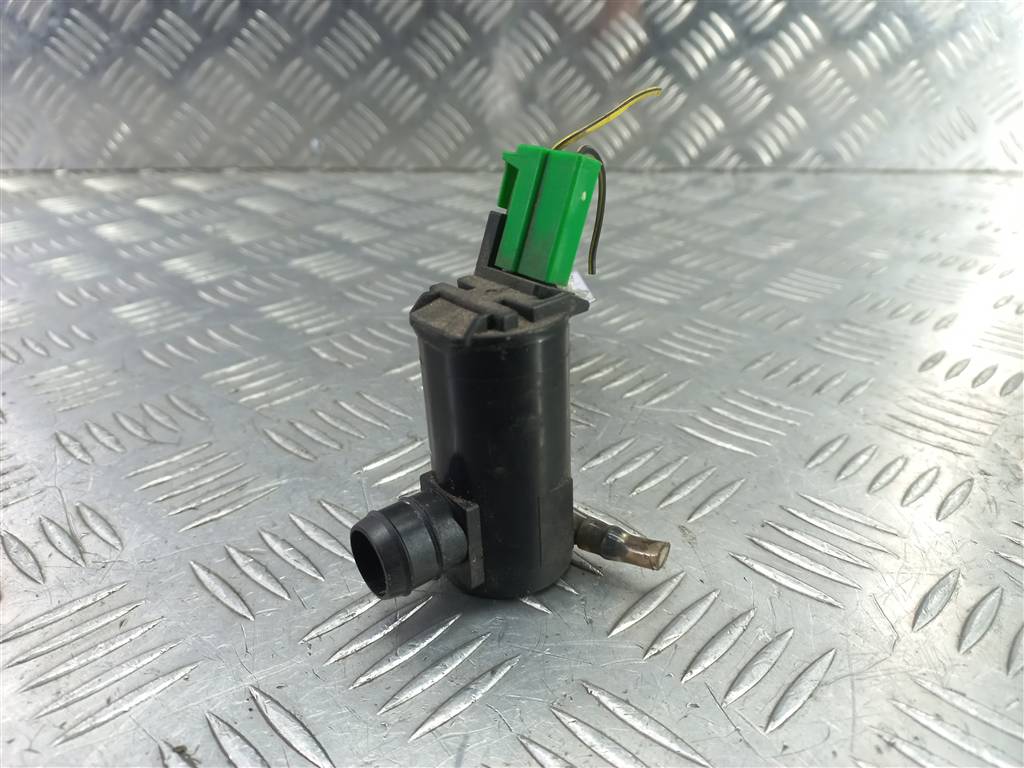 насос омывателя (моторчик) SUZUKI JIMNY 1.3 4WD MT (86 л.с.)Jimny  III рестайлинг (2005—2012) Внедорожник 38410-66113, 630 рублей, Москва