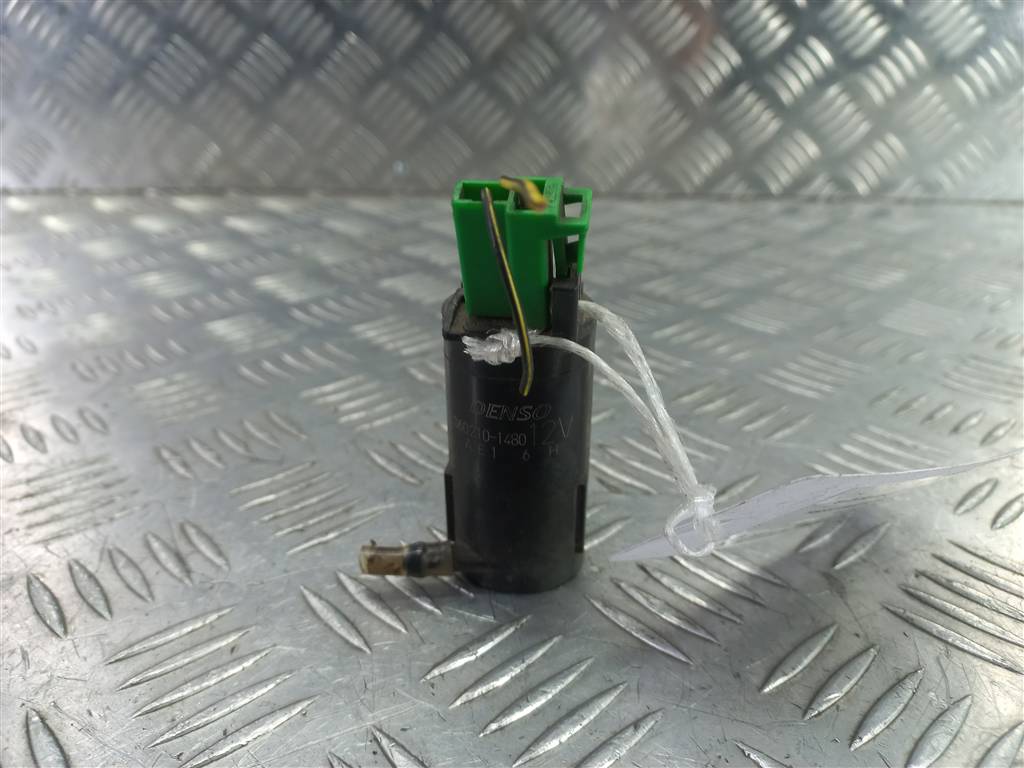 насос омывателя (моторчик) SUZUKI JIMNY 1.3 4WD MT (86 л.с.)Jimny  III рестайлинг (2005—2012) Внедорожник 38410-66113, 630 рублей, Москва