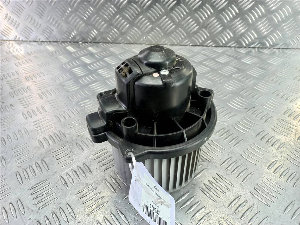 моторчик отопителя SUZUKI JIMNY 1.3 4WD MT (86 л.с.)Jimny  III рестайлинг (2005—2012) Внедорожник 7415081A01, 5350 рублей, Москва