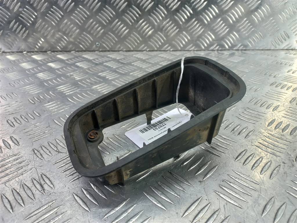 кронштейн противотуманной фары MITSUBISHI LANCER 1.6 MT (98 л.с.)Lancer  IX (2000—2007) Универсал MR379312, 630 рублей, Москва