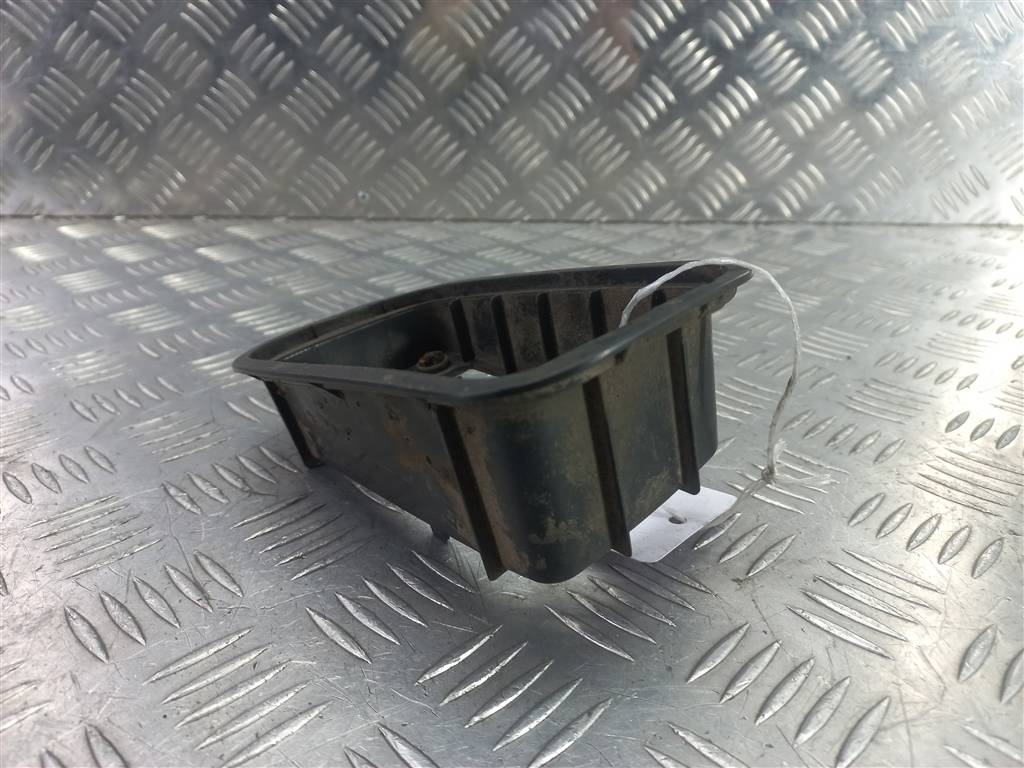 кронштейн противотуманной фары MITSUBISHI LANCER 1.6 MT (98 л.с.)Lancer  IX (2000—2007) Универсал MR379312, 630 рублей, Москва