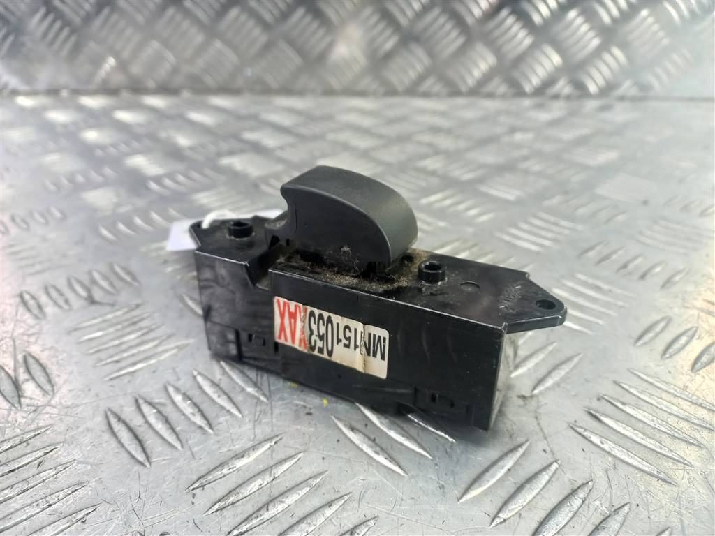 кнопка стеклоподъемника MITSUBISHI LANCER 1.6 MT (98 л.с.)Lancer  IX (2000—2007) Универсал MR587851, 630 рублей, Москва