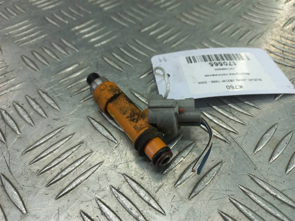 форсунка топливная SUZUKI JIMNY 1.3 4WD MT (86 л.с.)Jimny  III рестайлинг (2005—2012) Внедорожник 1571086G00, 630 рублей, Москва