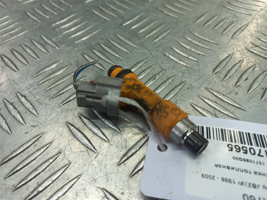 форсунка топливная SUZUKI JIMNY 1.3 4WD MT (86 л.с.)Jimny  III рестайлинг (2005—2012) Внедорожник 1571086G00, 630 рублей, Москва