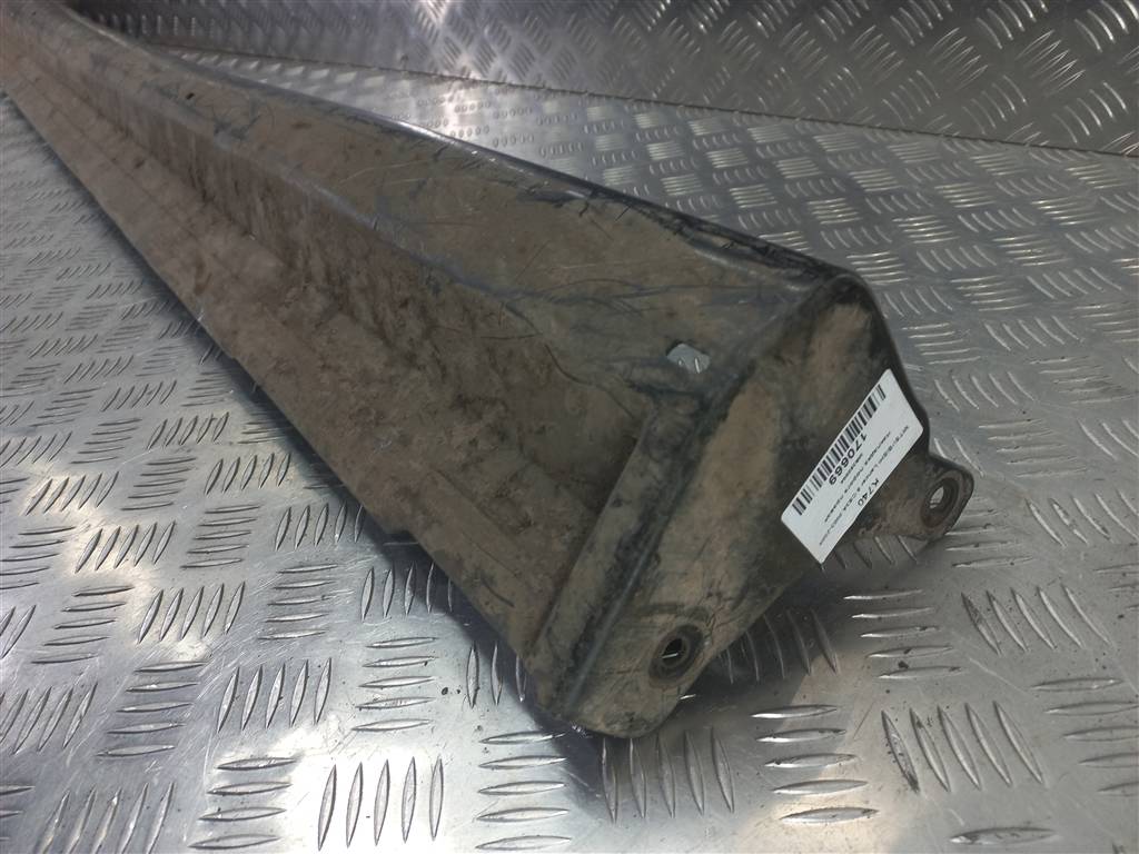 накладка порога MITSUBISHI LANCER 1.6 MT (98 л.с.)Lancer  IX (2000—2007) Универсал MR380004, 3390 рублей, Москва