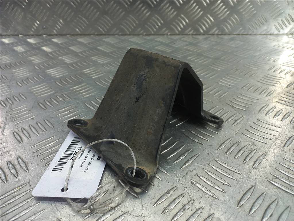 кронштейн двигателя (двс) SUZUKI JIMNY 1.3 4WD MT (86 л.с.)Jimny  III рестайлинг (2005—2012) Внедорожник 1165180A00, 1090 рублей, Москва