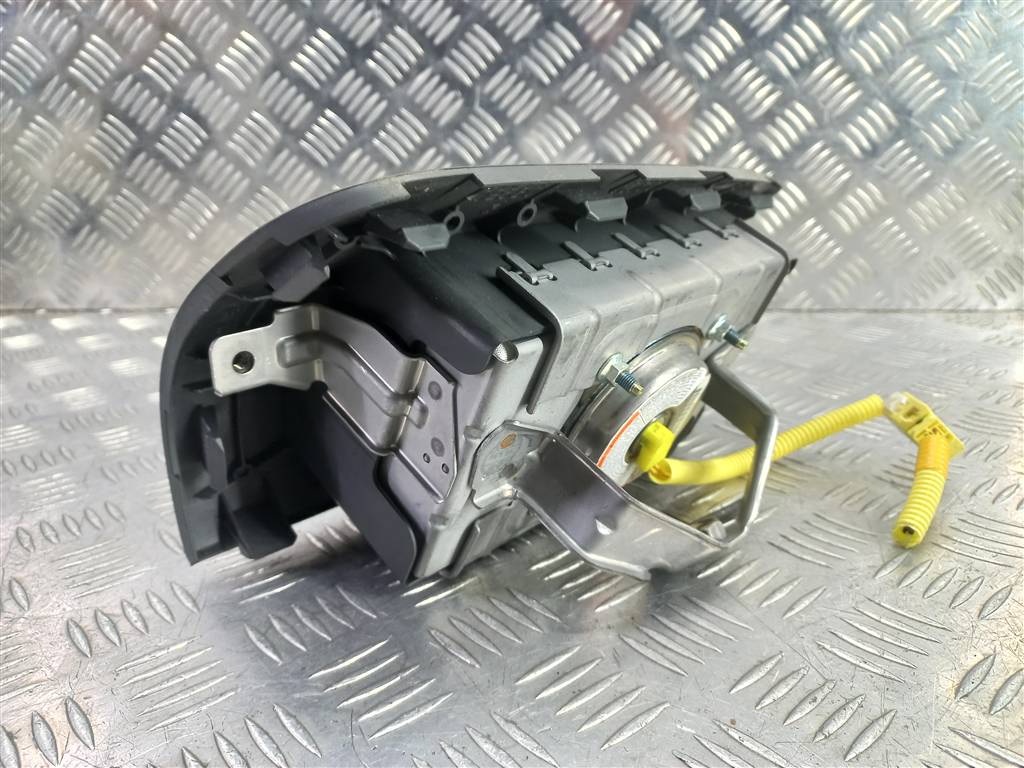 подушка безопасности пассажира SUZUKI JIMNY 1.3 4WD MT (86 л.с.)Jimny  III рестайлинг (2005—2012) Внедорожник 7391076J00P4Z, 4430 рублей, Москва