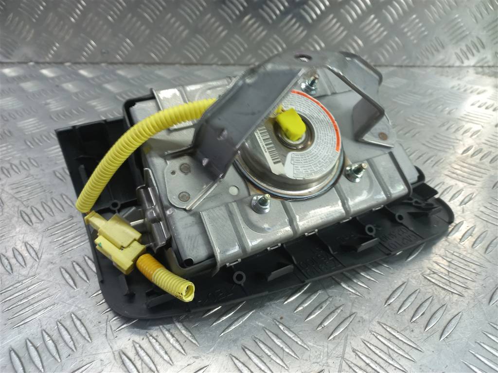 подушка безопасности пассажира SUZUKI JIMNY 1.3 4WD MT (86 л.с.)Jimny  III рестайлинг (2005—2012) Внедорожник 7391076J00P4Z, 4430 рублей, Москва