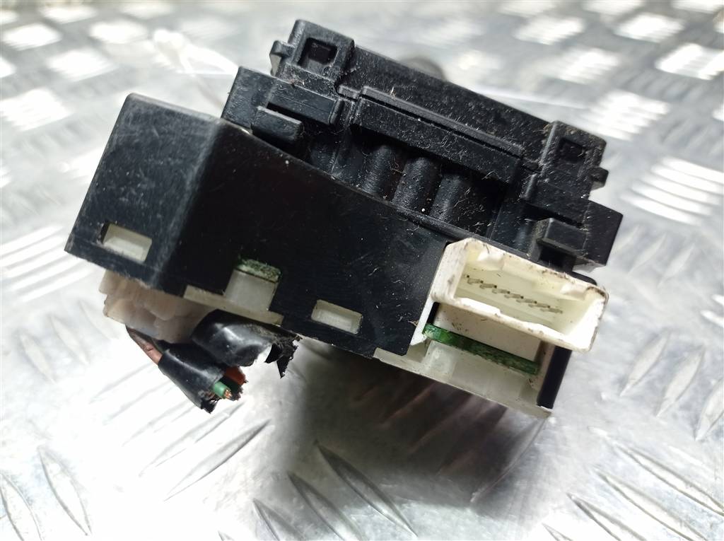 переключатель подрулевой NISSAN NAVARA  25260EA001, 750 рублей, Москва