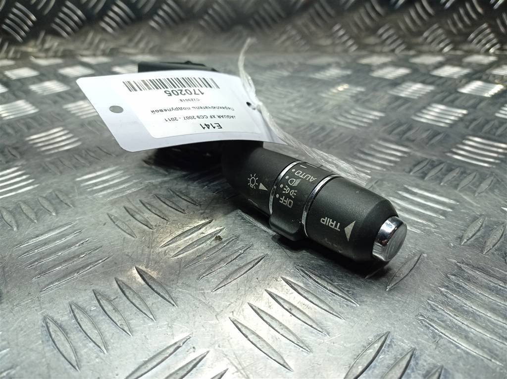 переключатель подрулевой Jaguar XF 2.7 AT (207 л.с.)XF  I (2007—2011) Седан C2Z5018, 2700 рублей, Москва