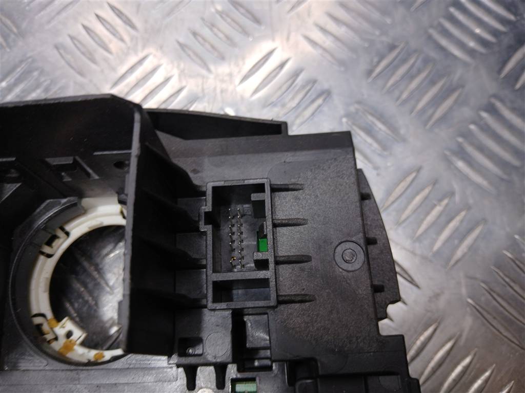 плата подрулевых переключателей FORD Focus 2.0 AMT (160 л.с.)Focus  III рестайлинг (2014—2019) Седан F1FT13N064JD, 2700 рублей, Москва