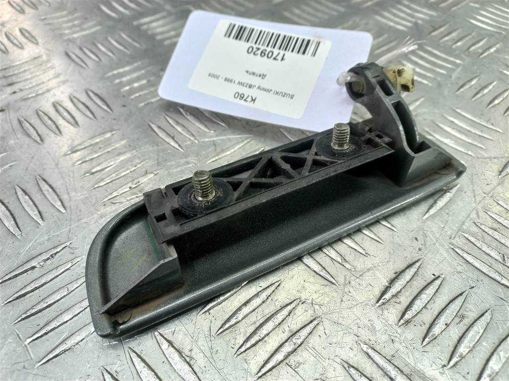 ручка двери внешняя SUZUKI JIMNY 1.3 4WD MT (86 л.с.)Jimny  III рестайлинг (2005—2012) Внедорожник 8280181A51, 2240 рублей, Москва