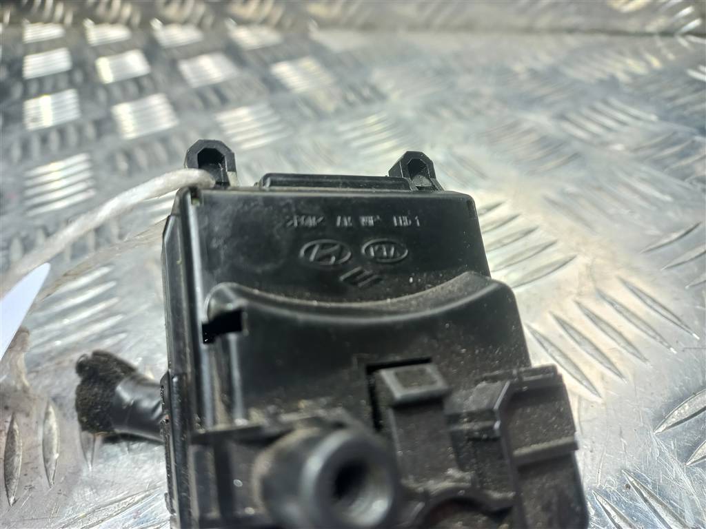 переключатель подрулевой Kia SPORTAGE  934202Y660, 7880 рублей, Москва