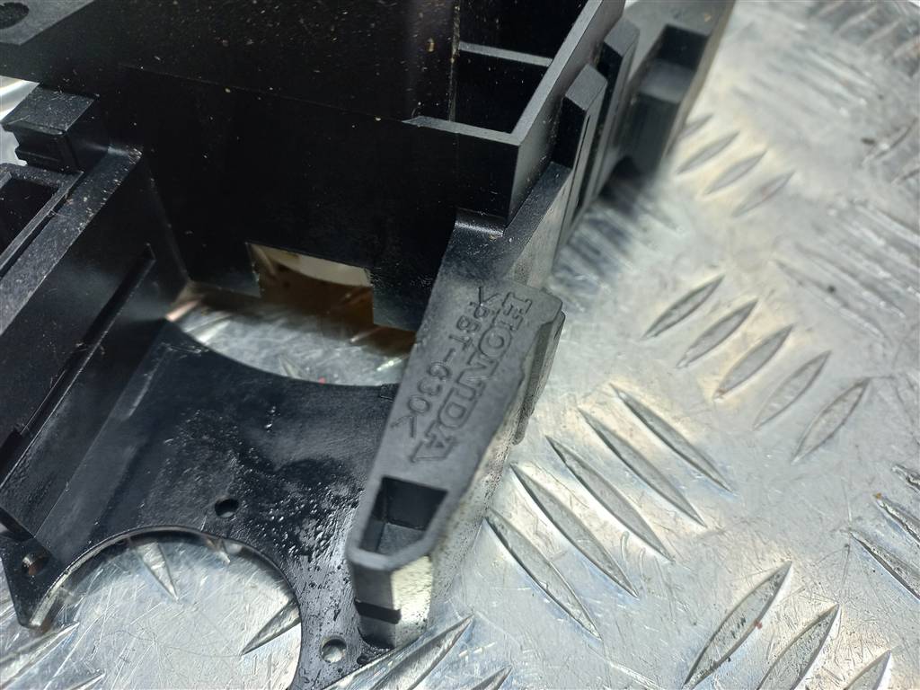 датчик угла поворота руля HONDA Accord 2.4 AT (162 л.с.)Accord  VII (2002—2006) Седан 35251SEAJ01, 1550 рублей, Москва