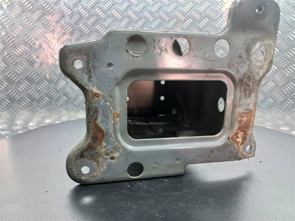 кронштейн усилителя переднего бампера CHEVROLET  CAPTIVA  94551355, 3279 рублей, Москва