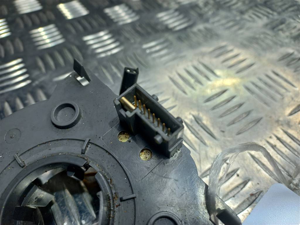 контактное кольцо (шлейф) SUZUKI IGNIS 1.3 MT (93 л.с.)Ignis  II (2003—2008) Хетчбэк 3748083E20, 5580 рублей, Москва