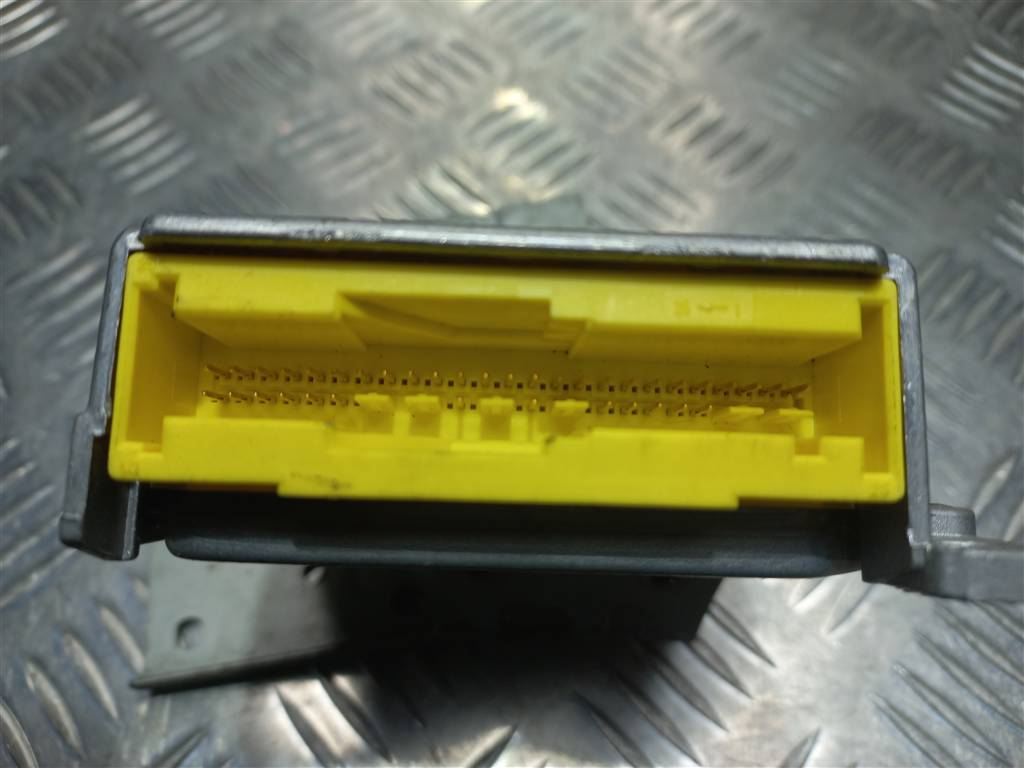 блок управления srs (air bag) MITSUBISHI COLT  MR587416, 980 рублей, Москва