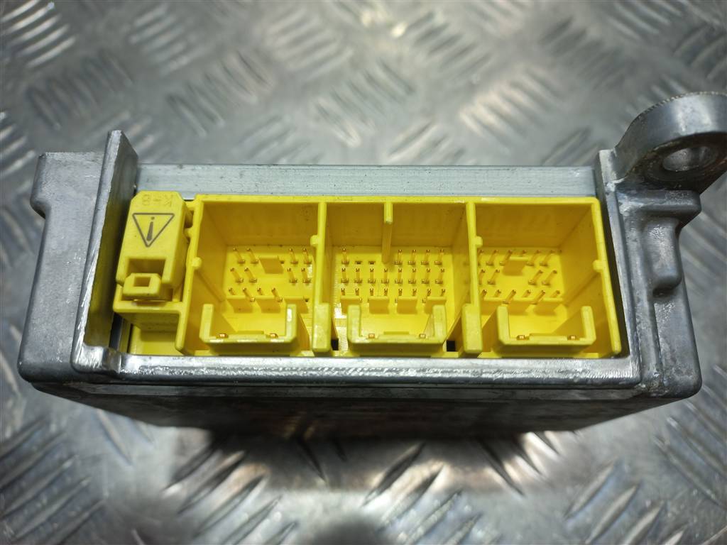 блок управления srs (air bag) SUZUKI Grand Vitara 2.0 4WD MT (140 л.с.)Grand Vitara  II (2005—2008) Внедорожник 3891065J30, 980 рублей, Москва