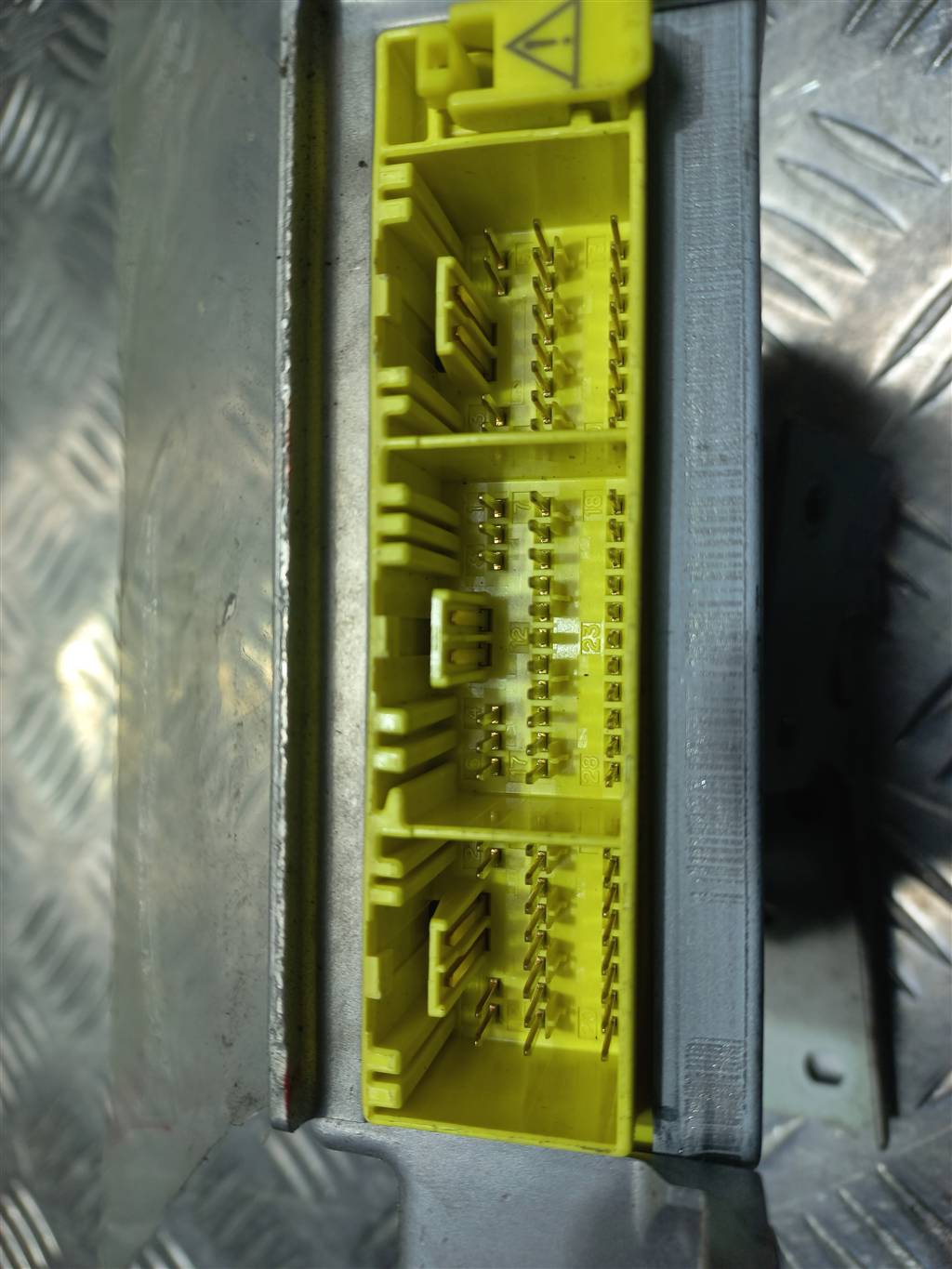 блок управления srs (air bag) MITSUBISHI LANCER  MN141473, 520 рублей, Москва