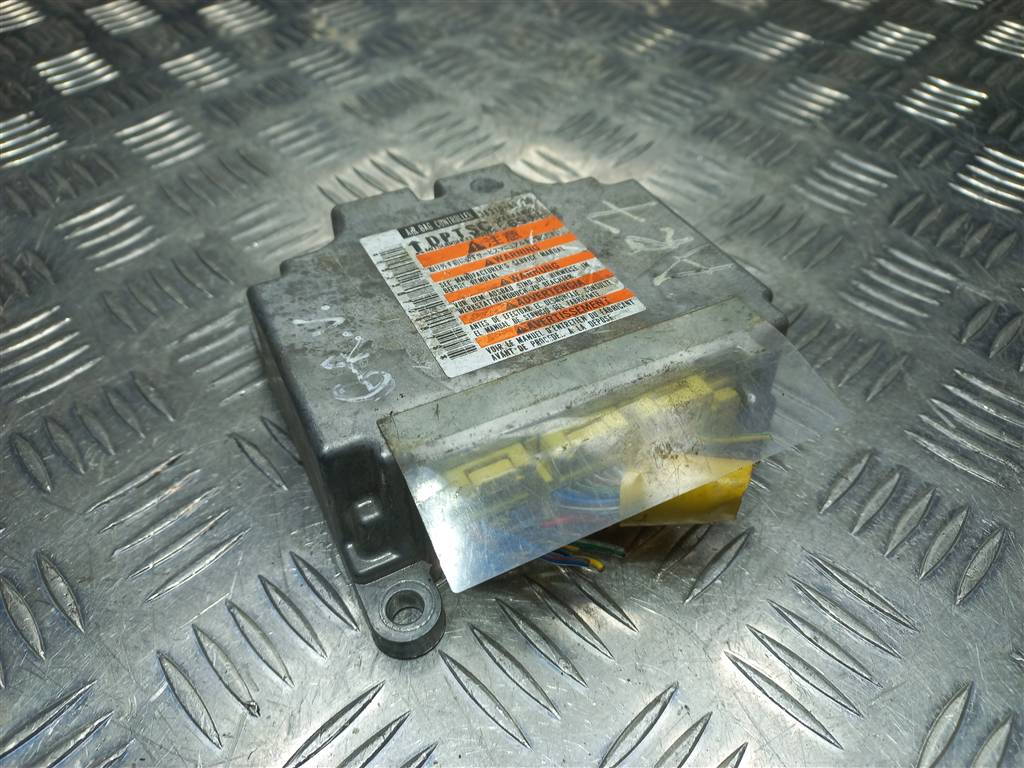 блок управления srs (air bag) SUZUKI Grand Vitara 2.0 4WD MT (140 л.с.)Grand Vitara  II (2005—2008) Внедорожник 3891065J30, 980 рублей, Москва