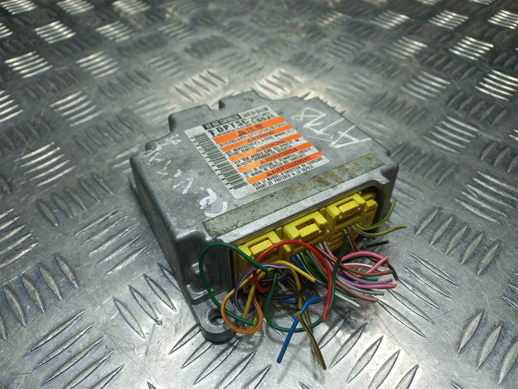 блок управления srs (air bag) SUZUKI Grand Vitara 2.0 4WD MT (140 л.с.)Grand Vitara  II (2005—2008) Внедорожник 3891065J30, 980 рублей, Москва
