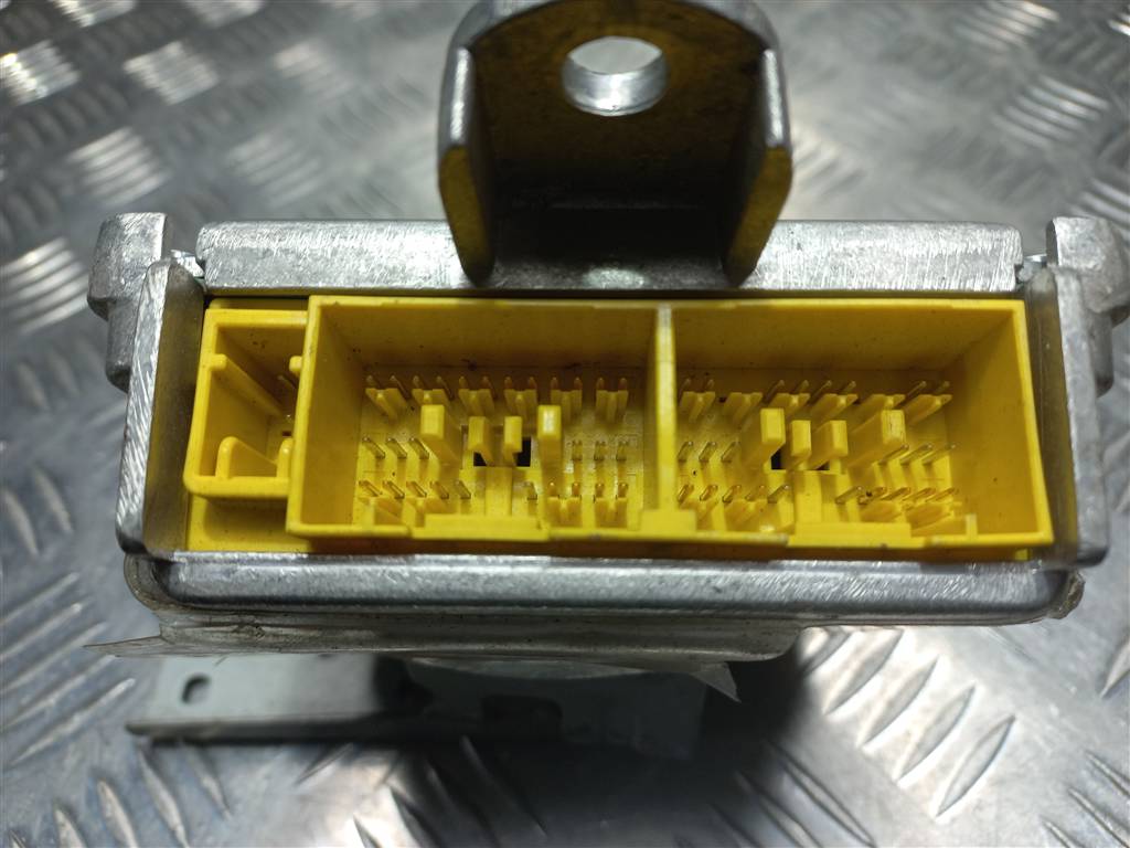 блок управления srs (air bag) HONDA Civic 1.8 MT (140 л.с.)Civic  VIII (2005—2009) Хетчбэк 77960SMRF01, 3279 рублей, Москва