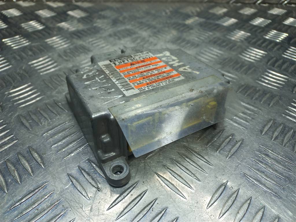 блок управления srs (air bag) SUZUKI Grand Vitara 2.0 4WD MT (140 л.с.)Grand Vitara  I рестайлинг (2000—2006) Внедорожник 3891065J30, 980 рублей, Москва