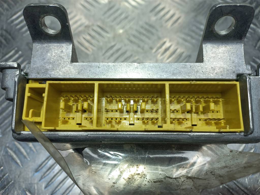 блок управления srs (air bag) HONDA Accord  77960SEDE82, 3279 рублей, Москва